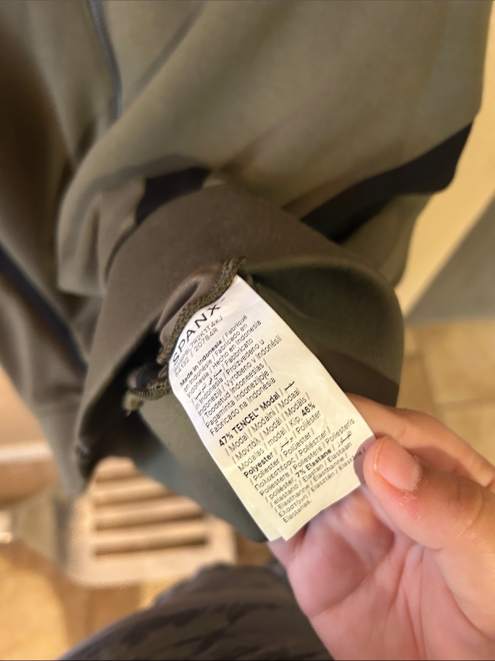 SPANX Olive Green Crop Zip Up Jacket Small Petite Athleisure Sculpt Activewear - Picture 5 of 5